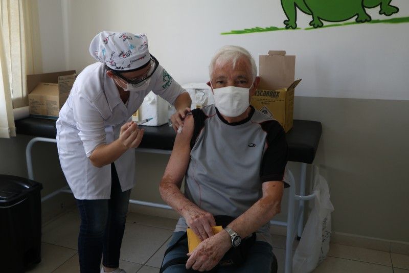 Secretaria da saúde realiza campanha de vacinação contra gripe na Zona Rural de Araras/SP